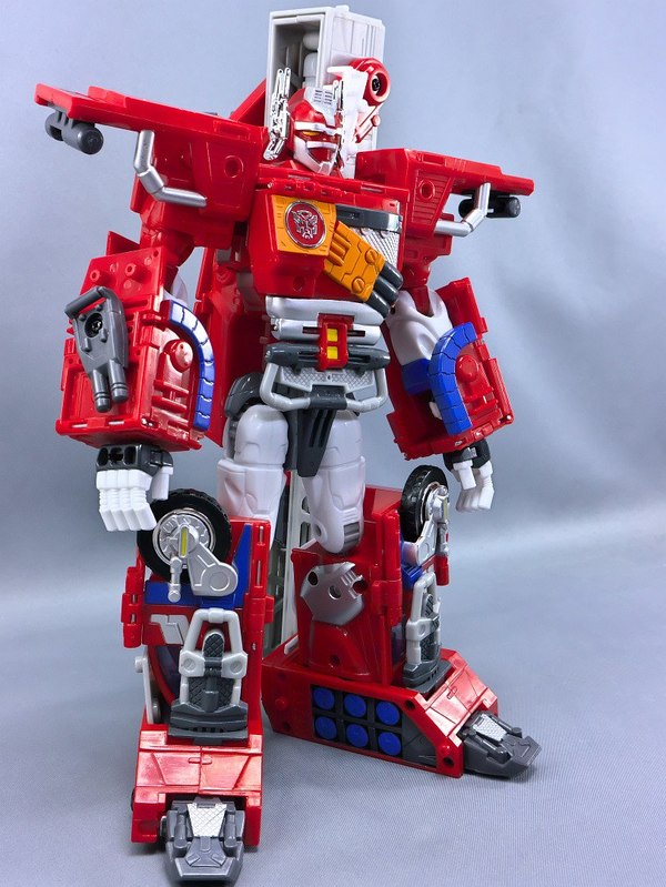 Transformers Encore Car Robots God Fire Convoy Out Of Box Photos 02 (2 of 13)
